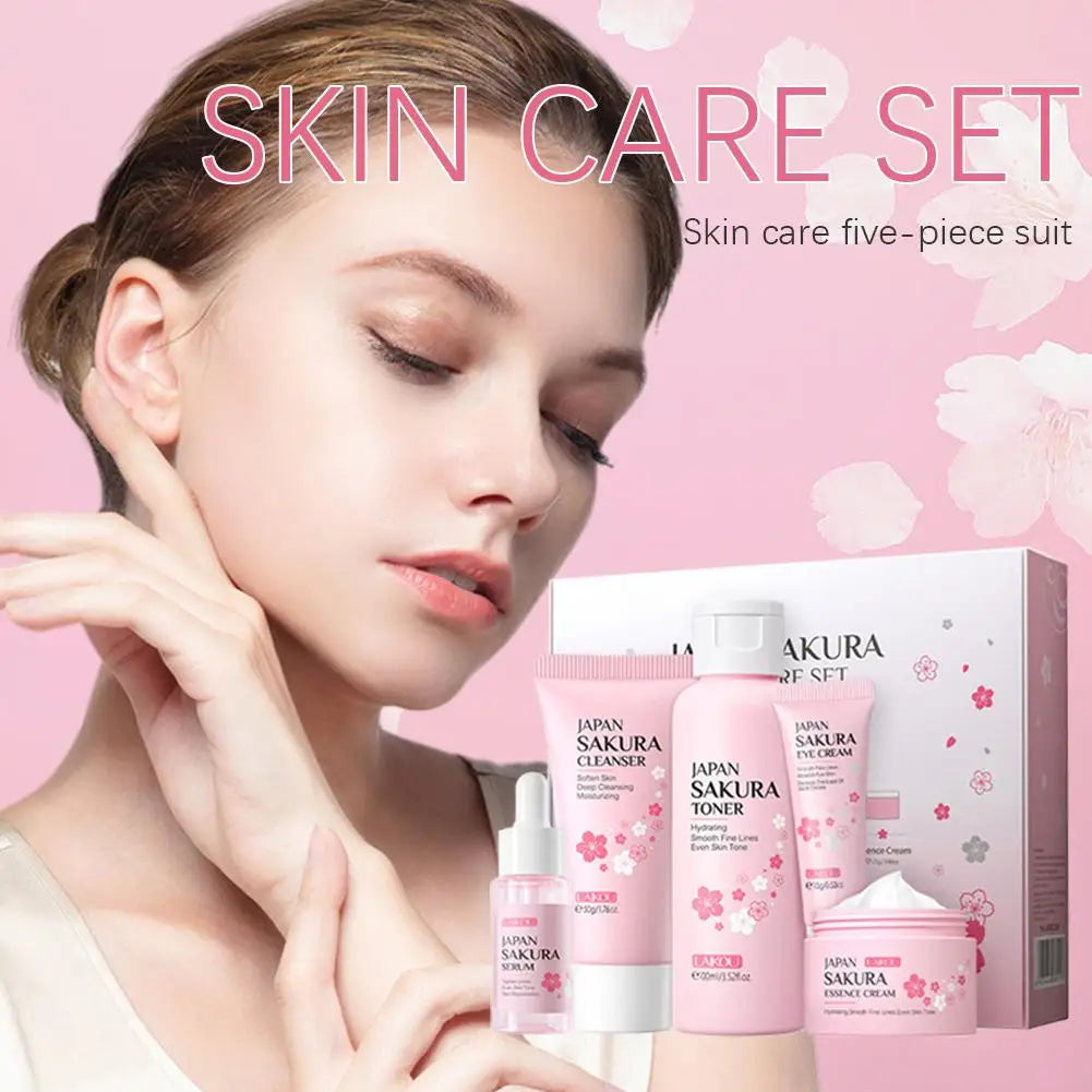 5/3pcs/Set Sakura Skin Care Sets Crème pour le visage Sérum Toner Nettoyant pour le visage Crème solaire Crème pour les yeux Coffret cadeau Ensemble de soins de la peau du visage Produit